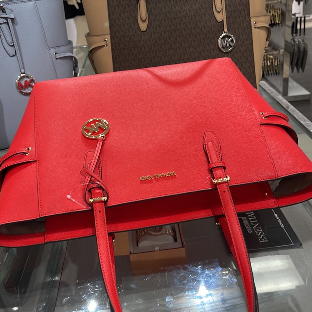 Michael Kors Gilly Large Drawstring Travel Leather Top Zip Tote 
 Dark Sangria - Picture 10 of 16